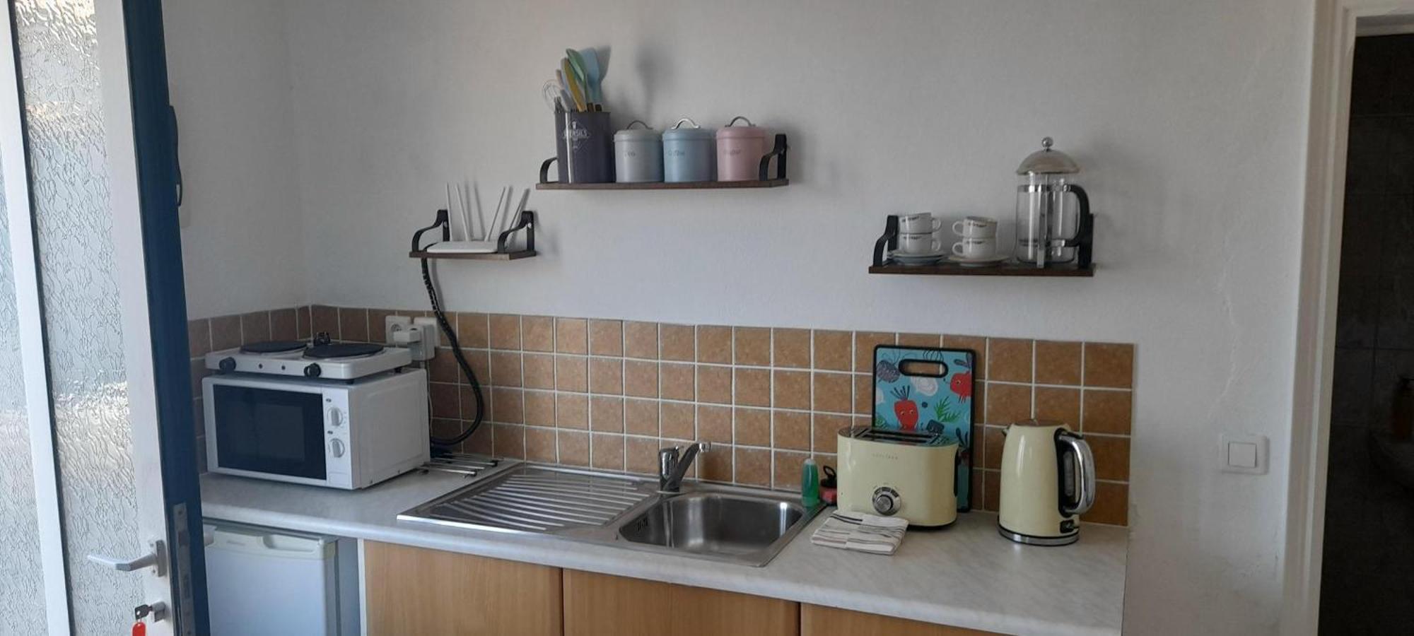 Lovely Studio In Strinilas With Its Own Pool 외부 사진